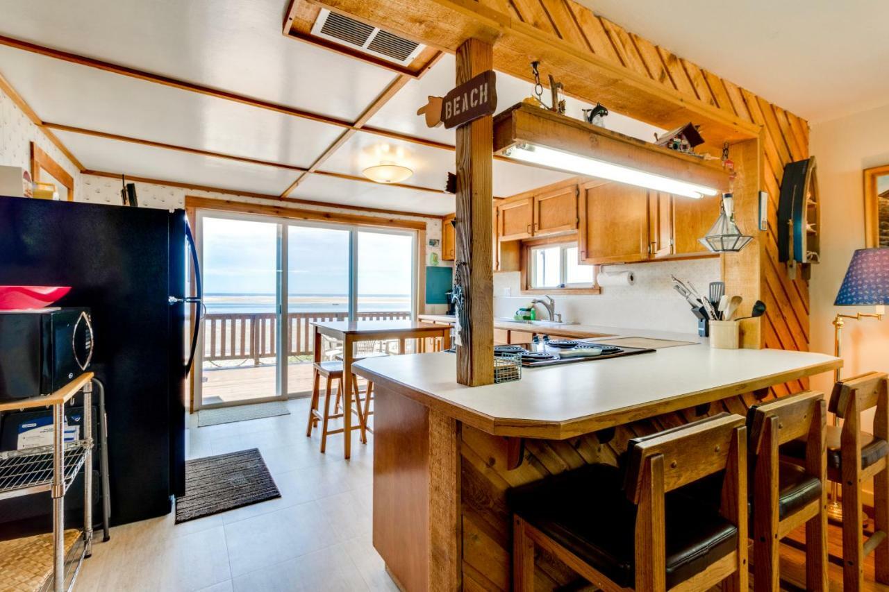 Happy Camp Beachfront Cabin Netarts Exterior foto