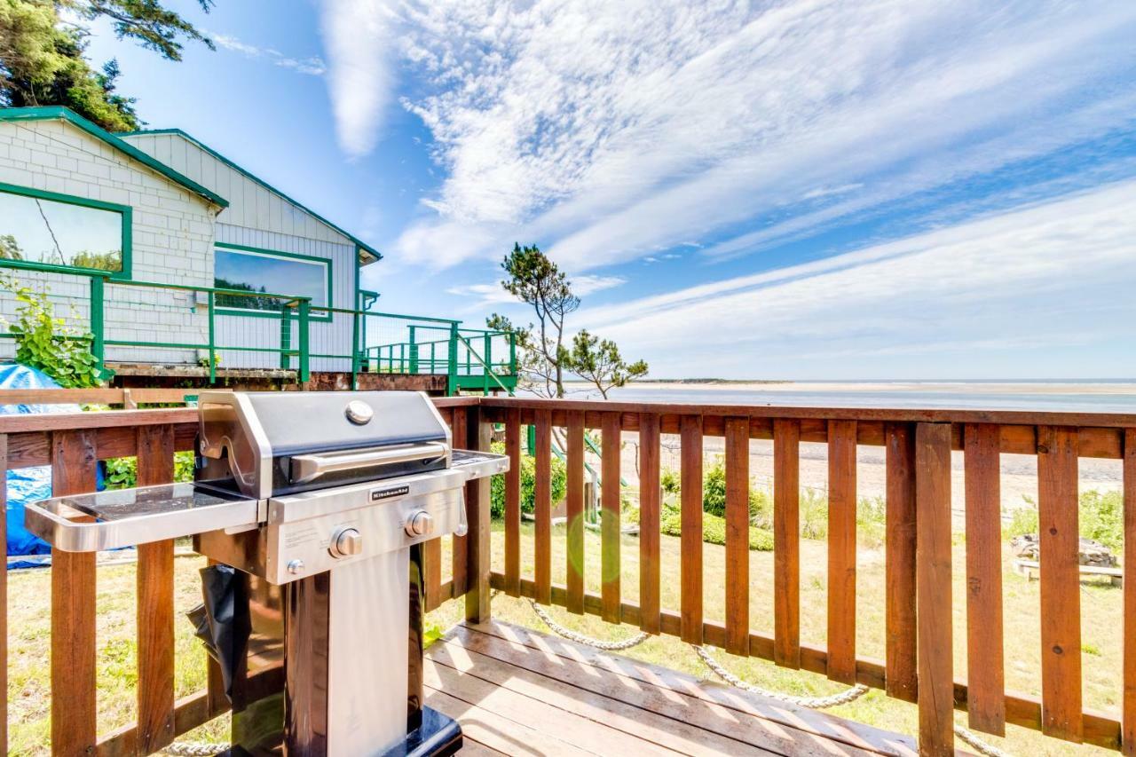 Happy Camp Beachfront Cabin Netarts Exterior foto